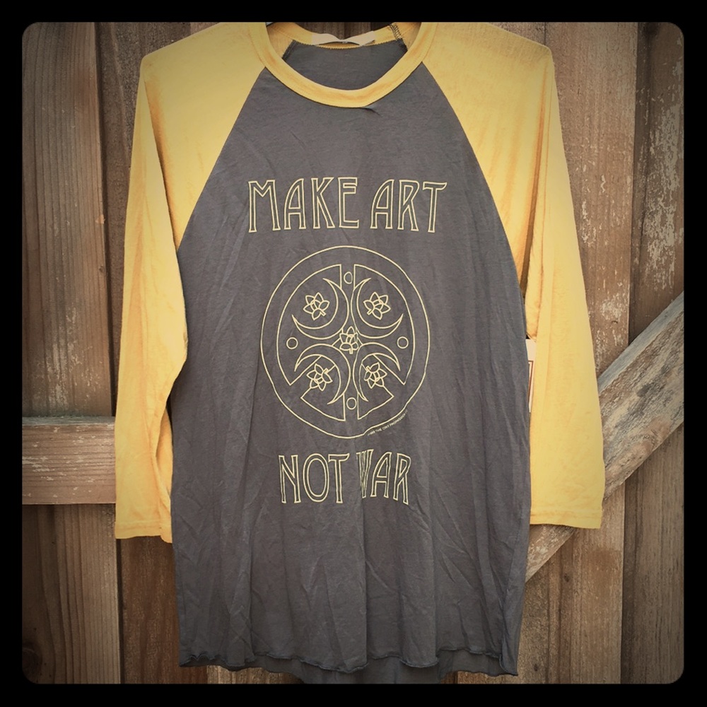 Art Statement Tee